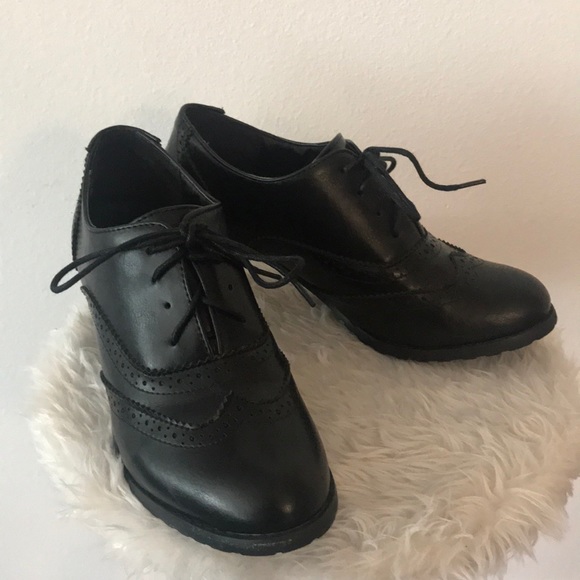 Vintage Shoes - Vintage Style Oxford Heels
